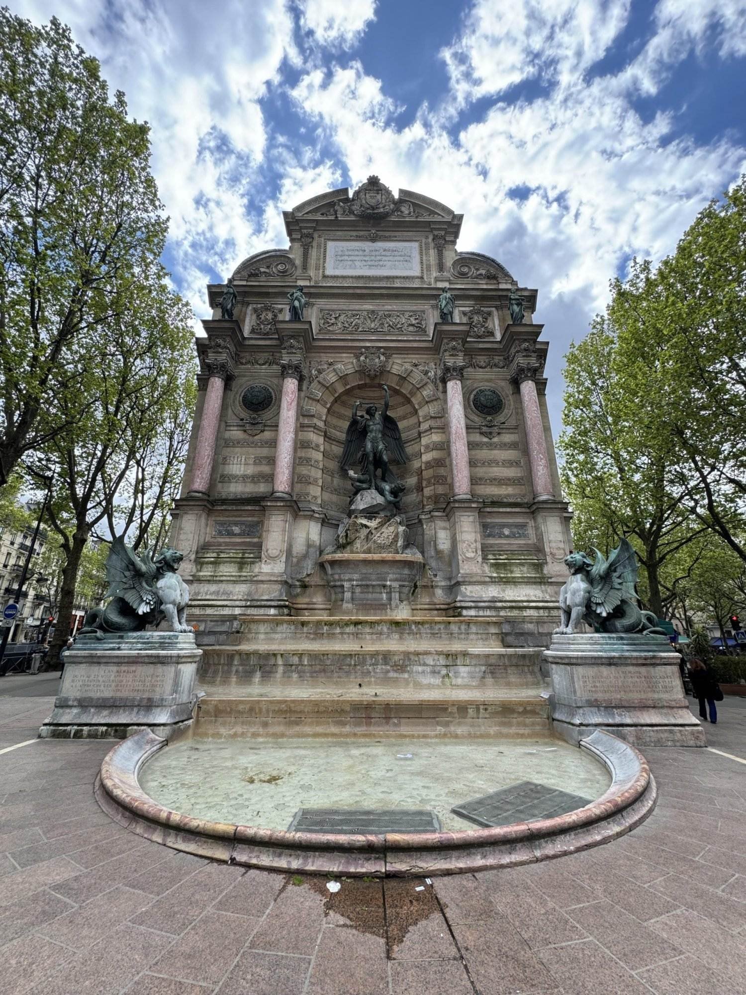 Fuente de Saint Michel en el Barrio Latino