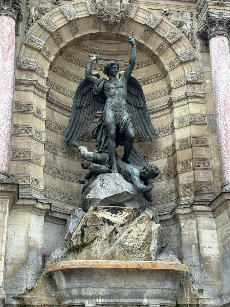 Plaza de Saint Michel, barrio latino